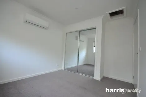 Property photo of 2/5 Dumfries Street Deer Park VIC 3023