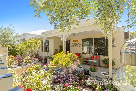 Property photo of 11 Windy Lane Yanchep WA 6035
