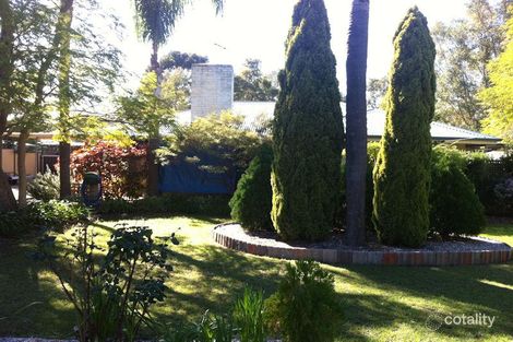 11 Strathearn Rd, Forrestfield, WA 6058