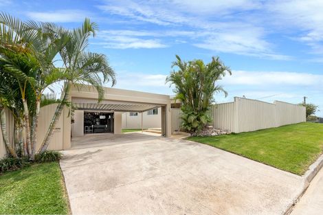 Property photo of 39 Cooleroo Crescent Southport QLD 4215