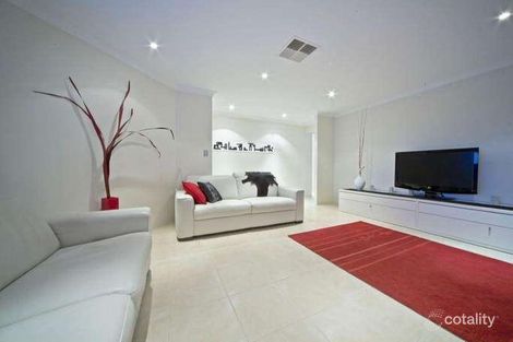 Property photo of 27 Archimedes Crescent Tapping WA 6065