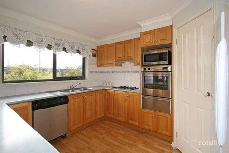 Property photo of 2 Manorwoods Drive Frankston VIC 3199