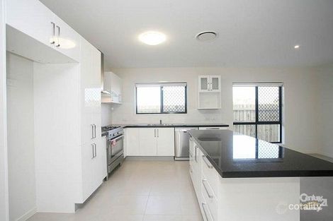 Property photo of 28 Clearwater Crescent Murrumba Downs QLD 4503
