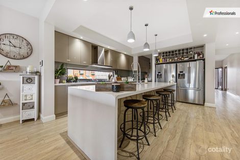 Property photo of 10 Erden Court Harkness VIC 3337