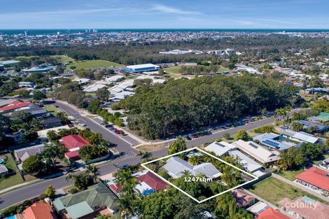 19 Sharon Cres, Mountain Creek, QLD 4557