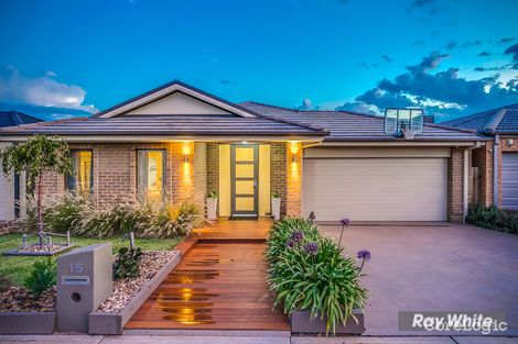 Property photo of 15 Vantage Place Truganina VIC 3029