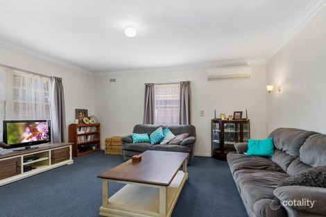 Property photo of 10 Templeton Street Sale VIC 3850