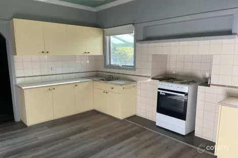 Property photo of 3 Mackellar Crescent Mooroopna VIC 3629