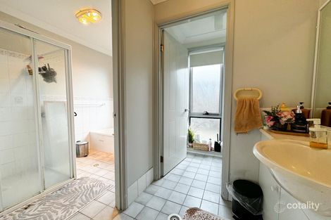 Property photo of 8 Muirfield Crescent Glenmore Park NSW 2745