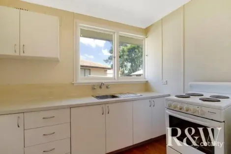 Property photo of 18 Richardson Crescent Hebersham NSW 2770