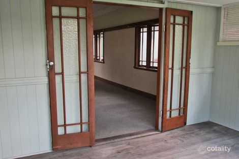 Property photo of 35 Dorrington Drive Ashgrove QLD 4060