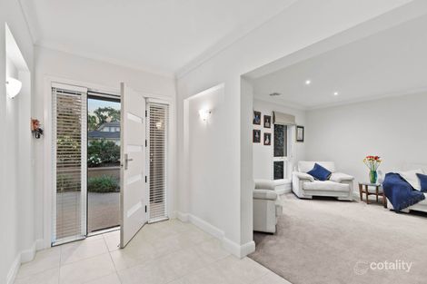 Property photo of 11 Commonwealth Terrace Sandhurst VIC 3977