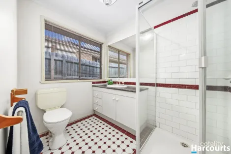 Property photo of 7 Kimberley Drive Ferntree Gully VIC 3156