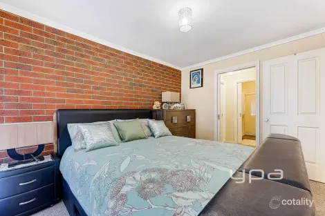 Property photo of 79A Diamond Avenue Albanvale VIC 3021