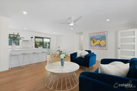 Property photo of 3 Parasol Street Bellbowrie QLD 4070