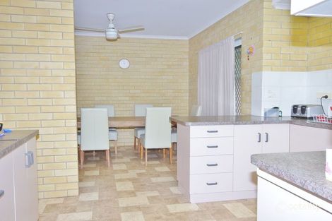 Property photo of 8 Davlyn Drive Andergrove QLD 4740
