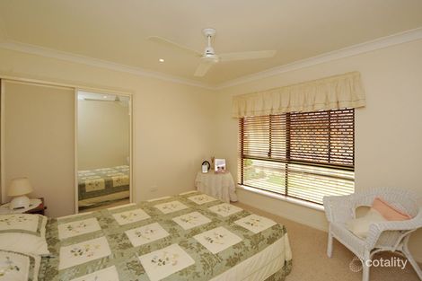 5 Craigmoor Ct, New Auckland, QLD 4680