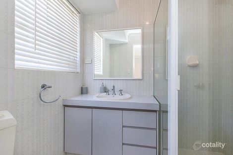 32 Bloodwood Cir, South Lake, WA 6164