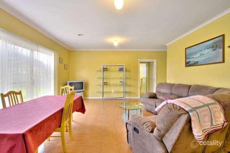 Property photo of 19 Glenside Walk Berwick VIC 3806