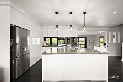 Property photo of 142 Macquarie Grove Caves Beach NSW 2281