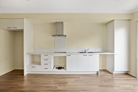 Property photo of 81 Goldeneye Circuit Werribee VIC 3030