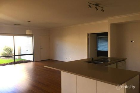 Property photo of 27 Balboa Loop Aubin Grove WA 6164