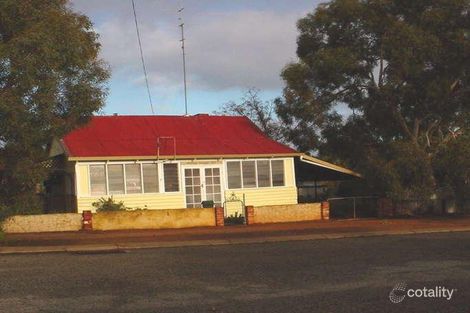 2 Habgood St, Northam, WA 6401