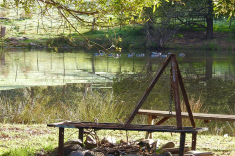 1880 Mansfield-Woods Point Rd, Macs Cove, VIC 3723