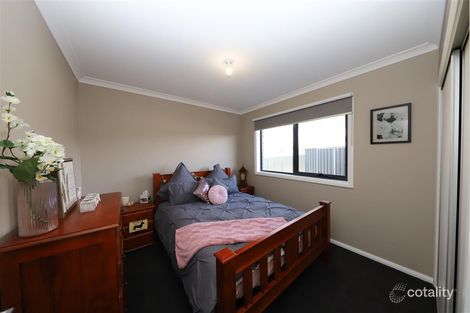 Property photo of 8 Emery Place Tumut NSW 2720