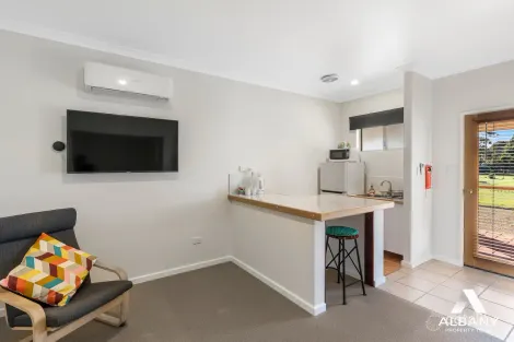 Property photo of 101 Oatlands Road Mount Barker WA 6324