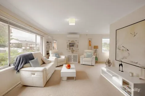 Property photo of 18 Gorrell Crescent Mangerton NSW 2500