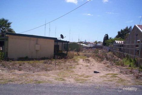 Property photo of 1 Gloria Avenue North Beach SA 5556