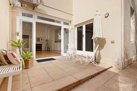 Property photo of 2/49 Marine Parade St Kilda VIC 3182
