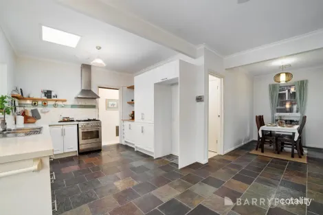 Property photo of 29 Henry Street Eltham VIC 3095