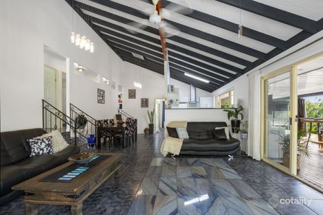 Property photo of 8 Presbytery Lane Molendinar QLD 4214