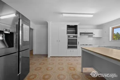 Property photo of 8 Leopard Street Raceview QLD 4305