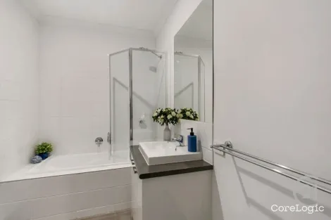 Property photo of 18 Topal Drive Officer VIC 3809