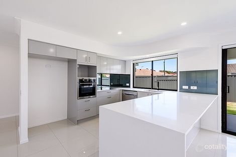 Property photo of 7 Laine Place Coombabah QLD 4216