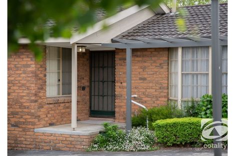 Property photo of 4/17-19 Wilson Street Berwick VIC 3806