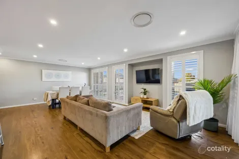 Property photo of 37 Kidd Circuit Goulburn NSW 2580