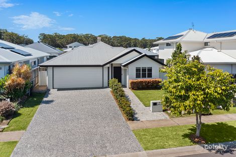 Property photo of 5 Jasmine Close Sapphire Beach NSW 2450