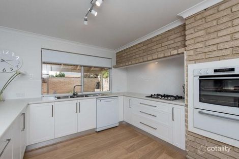 Property photo of 34 Albacore Drive Sorrento WA 6020