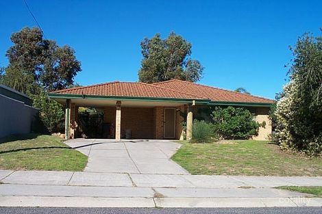 76 Le Grand Gdns, Marangaroo, WA 6064