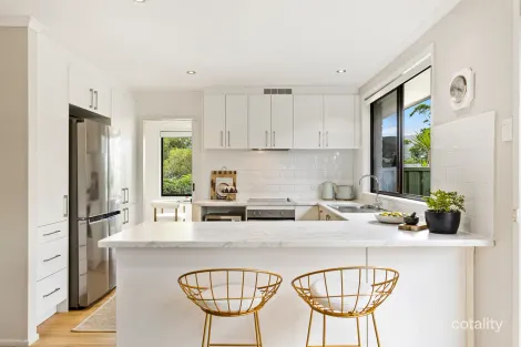 Property photo of 73 Gibsons Road Figtree NSW 2525