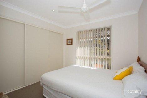 2 Bronte Pl, Sandstone Point, QLD 4511