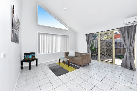 Property photo of 2/6 McCrae Street Reservoir VIC 3073