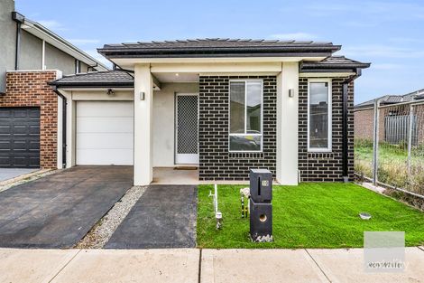 Property photo of 10 Abu Road Truganina VIC 3029