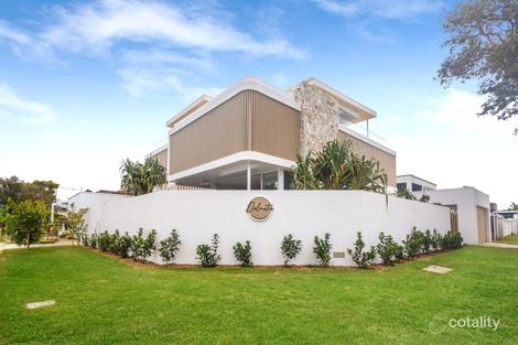 32 T E Peters Dr, Broadbeach Waters, QLD 4218