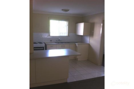 Property photo of 2/233 New England Highway Rutherford NSW 2320