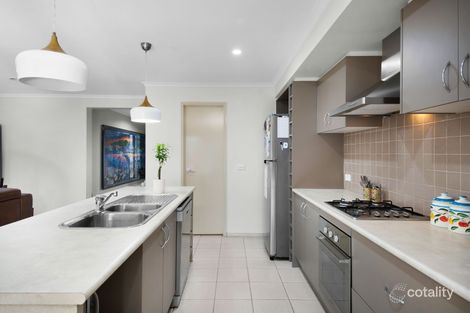 Property photo of 27 Clarence Street Manor Lakes VIC 3024